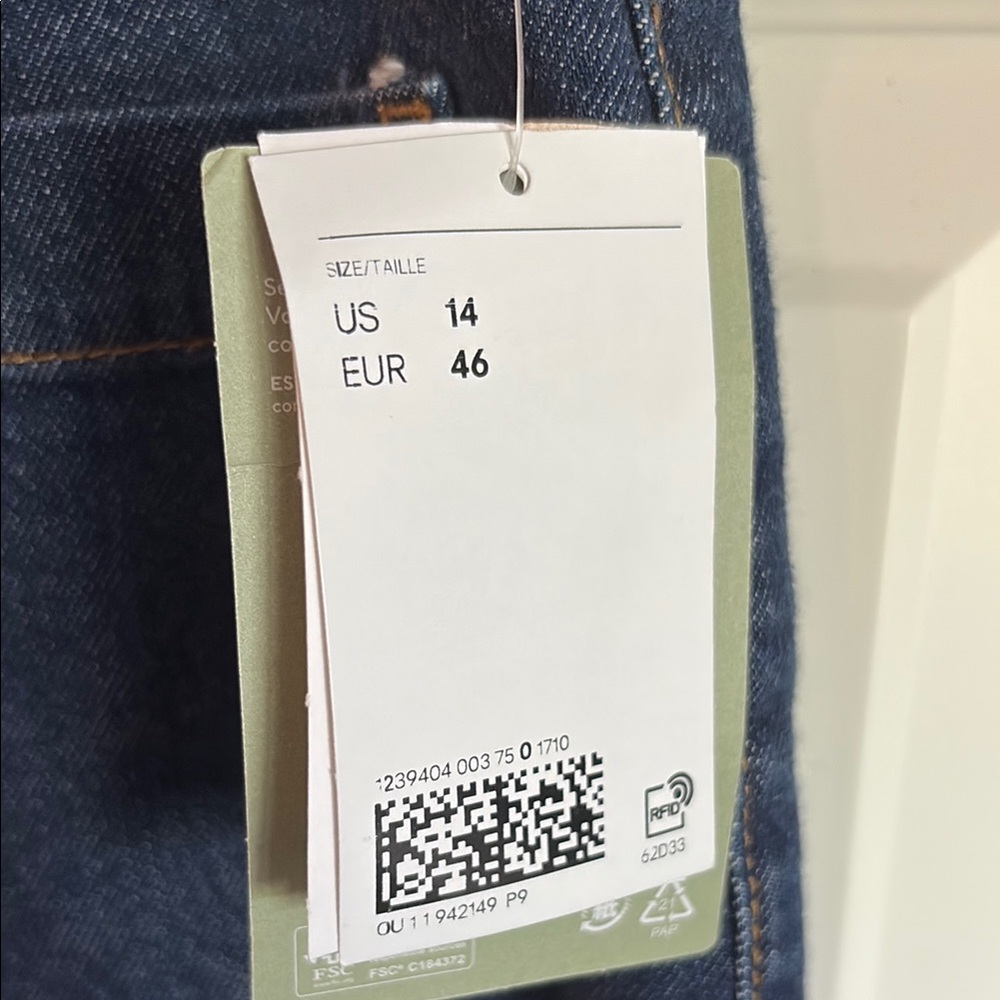 H&M Flair Blue Jeans - Picture 2 of 6